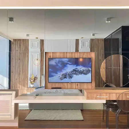 Luxury Suite, Sea View Center 500mbs Durrës
